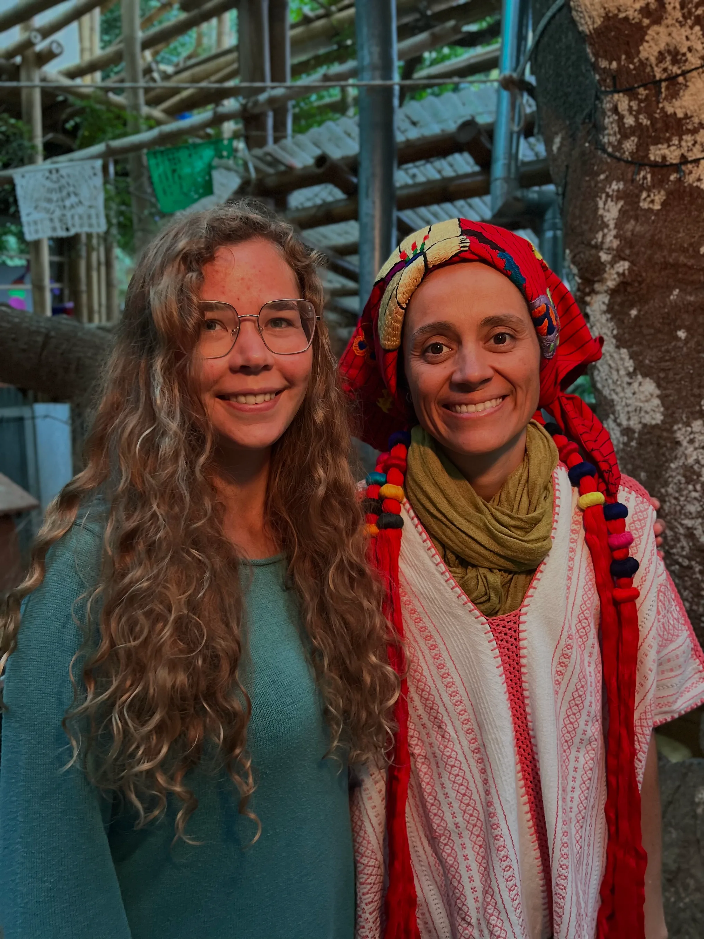 Anna gemeinsam mit Nana Genoveva
